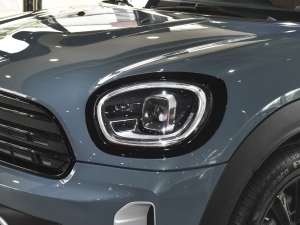 20221.5T COOPER ALL4 bp ^