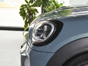 20221.5T COOPER ALL4 bp ^