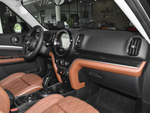 20221.5T COOPER ALL4 bp п؅^