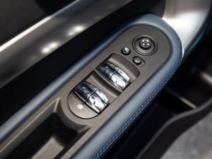 2022Ŀ 1.5T COOPER ALL4 bp п؅^