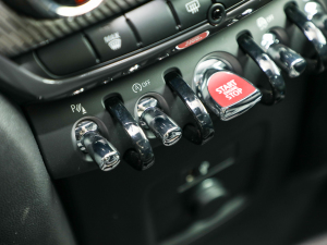 2022Ŀ 1.5T COOPER bp п؅^(q)