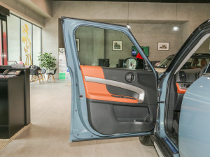 2022款改款 2.0T COOPER S 驾驶位车门