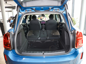 2022款改款 1.5T COOPER 空间座椅