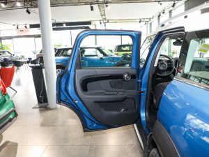 2022款改款 1.5T COOPER 左后车门