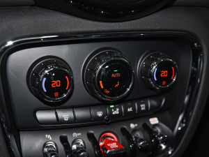 2022Ŀ 1.5T COOPER bp {{