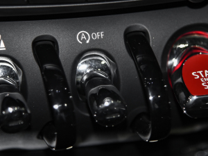 2022Ŀ 1.5T COOPER bp п؅^