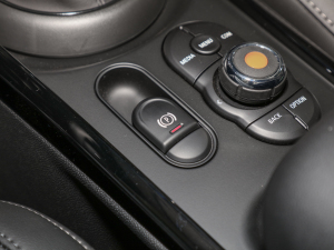 2022Ŀ 1.5T ONE v܇Ƅ