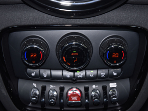 20222.0T COOPER S BRICK LANE  {{