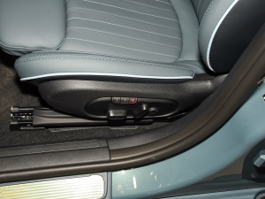 20222.0T COOPER S ؄e {{