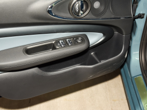 20222.0T COOPER S ؄e ǰTg