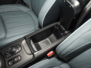 20222.0T COOPER S ؄e g