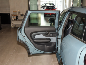 20222.0T COOPER S ؄e ܇T