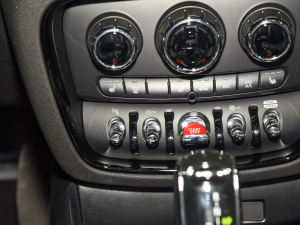 20222.0T COOPER S ؄e п؅^(q)