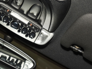 20222.0T COOPER S ؄e п؅^