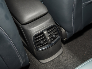 20222.0T COOPER S ؄e п؅^