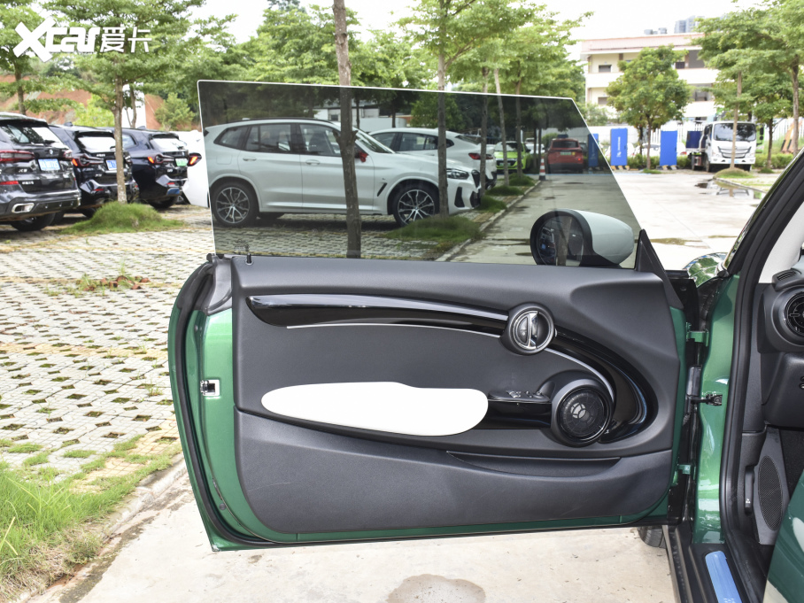 2023MINI 2.0T COOPER S ˇg