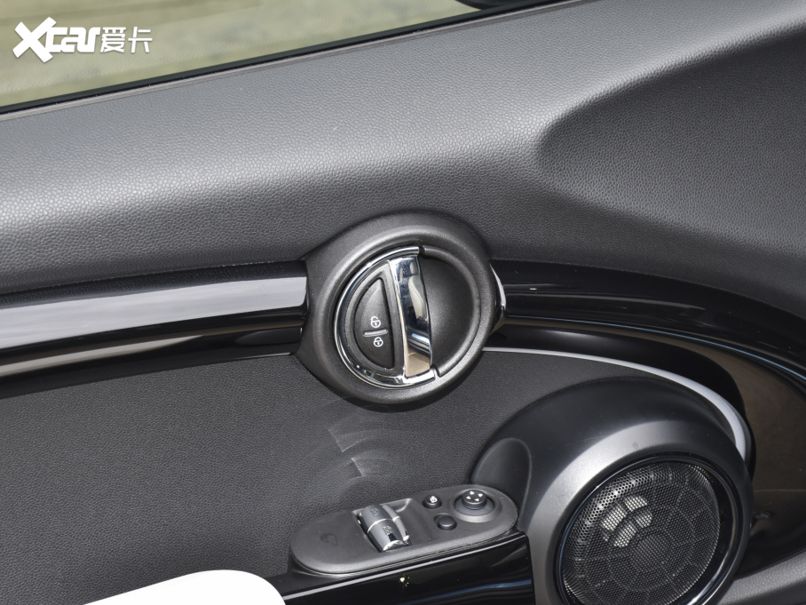 2023MINI 2.0T COOPER S ˇg