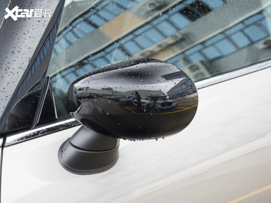 2023MINI 1.5T COOPER ˇg