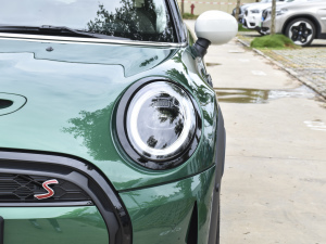 20232.0T COOPER S ˇg ^