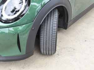 20232.0T COOPER S ˇg ^