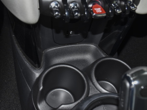 20232.0T COOPER S ˇg(sh) g