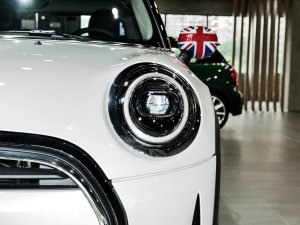 2023Ŀ 1.5T COOPER ˇg T ^