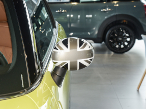 20231.5T COOPER CABRIO ˇg ^