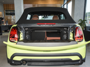 20231.5T COOPER CABRIO ˇg g