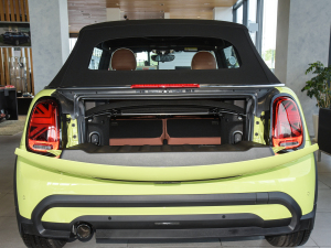 20231.5T COOPER CABRIO ˇg g