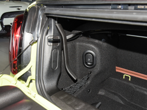 20231.5T COOPER CABRIO ˇg g