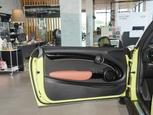 20231.5T COOPER CABRIO ˇg {λ܇T