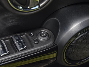 20232.0T COOPER S CABRIO ِ܇ п؅^(q)