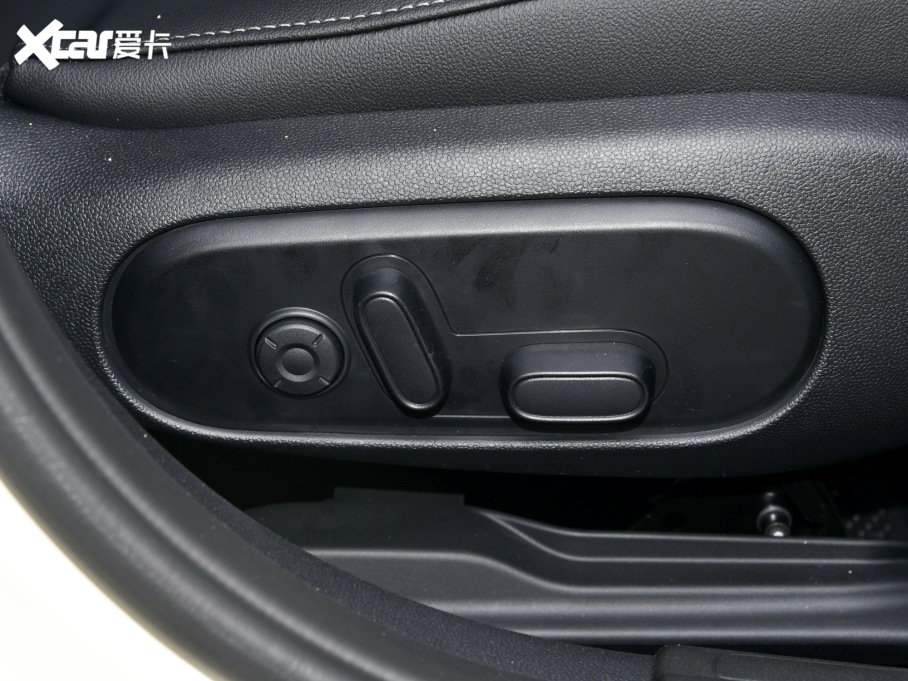 2023MINI CLUBMAN 1.5T COOPER (jng)