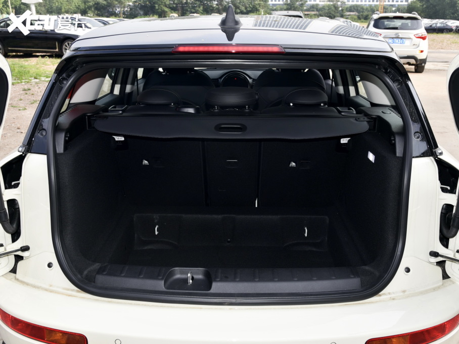 2023MINI CLUBMAN 1.5T COOPER (jng)