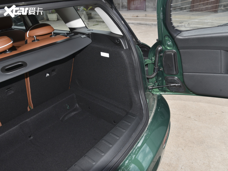 2023MINI CLUBMAN 1.5T COOPER bp