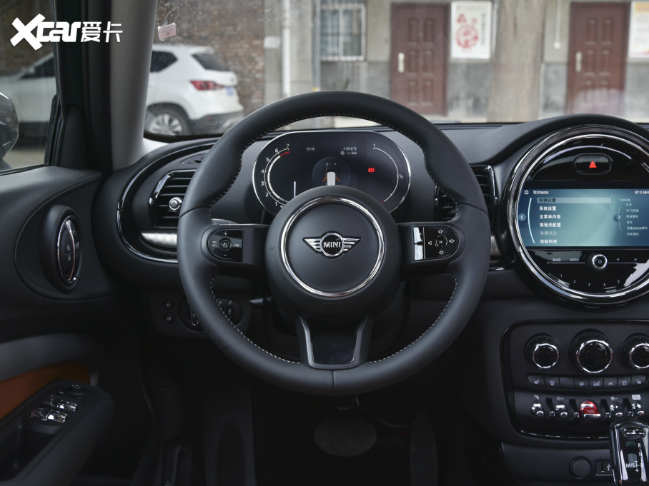 2023MINI CLUBMAN 1.5T COOPER bp