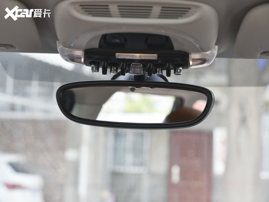 2023MINI CLUBMAN 1.5T COOPER bp