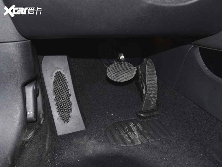 2023MINI CLUBMAN 1.5T COOPER bp