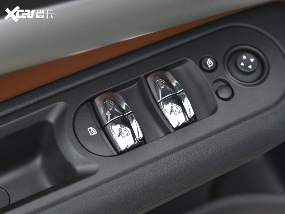 2023MINI CLUBMAN 1.5T COOPER bp