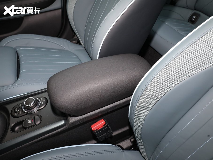 2023MINI CLUBMAN 2.0T COOPER S ؄e