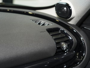 2023Ŀ 1.5T COOPER bp п؅^(q)