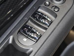 2023Ŀ 1.5T COOPER  п؅^