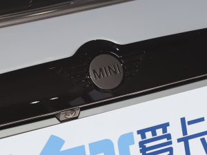 20232.0T COOPER S ALL4 bp ^