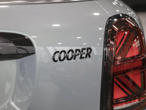 20231.5T COOPER ALL4 bp (x)(ji)^