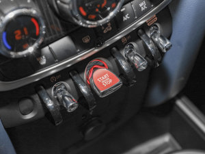 20231.5T COOPER ALL4 bp п؅^