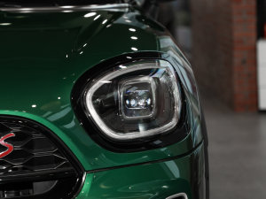 20232.0T COOPER S bp ^