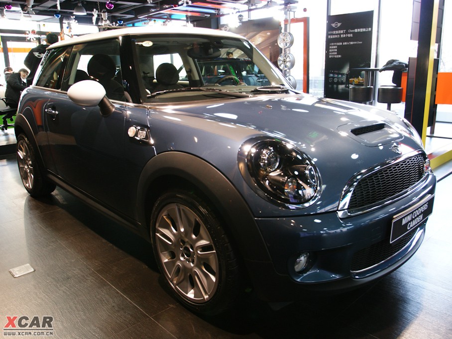 2009MINI S 50 CAMDEN