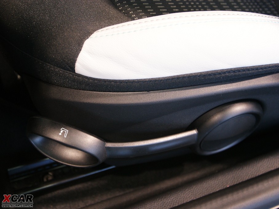 2009MINI S 50 CAMDEN