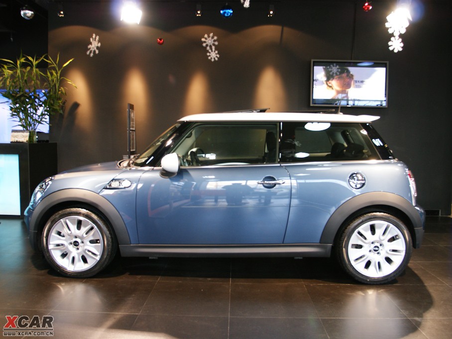 2009MINI S 50 CAMDEN