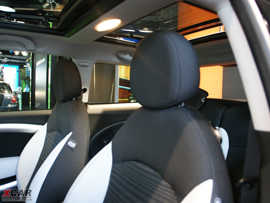 2009MINI S 50 CAMDEN